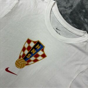 Croatia National Team Crest Nike T-Shirt Size Small White World Cup Soccer FIFA
